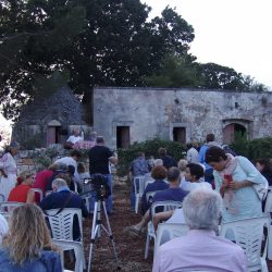 Pubblico in arrivo a Padula delle Felci